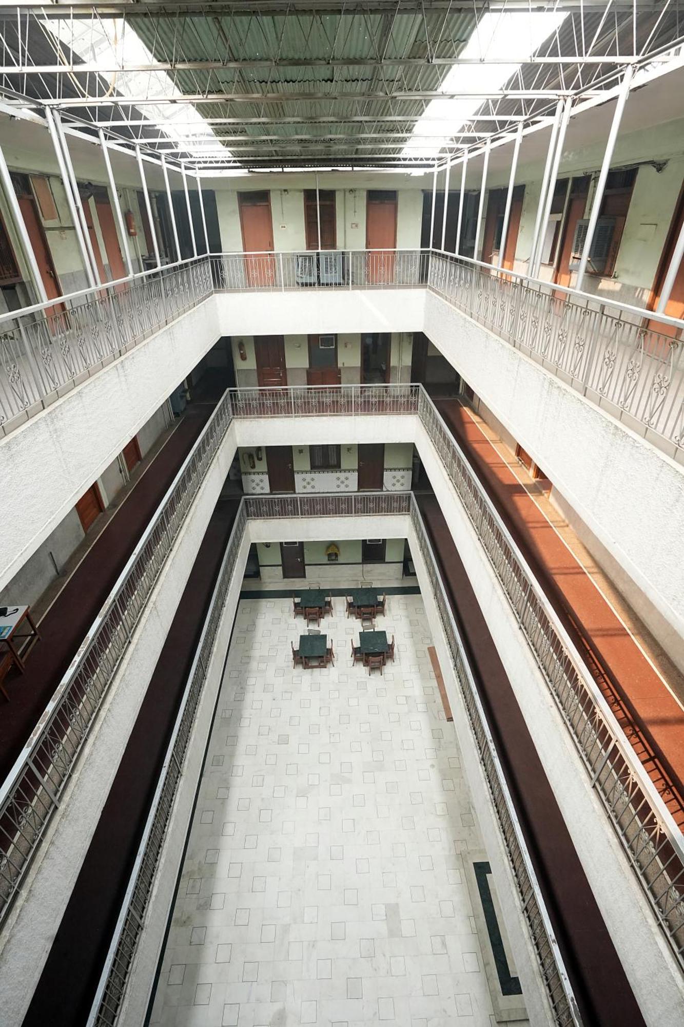 New Royal Hotel Delhi  Exterior photo